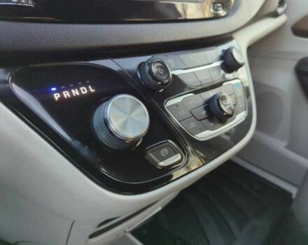 Сірий Крайслер Voyager, об'ємом двигуна 3.6 л та пробігом 34 тис. км за 2400 $, фото 6 на Automoto.ua