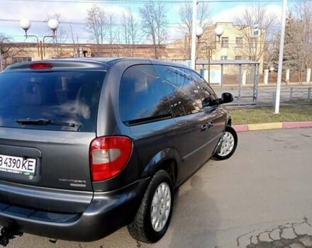 Серый Крайслер Вояджер, объемом двигателя 2.78 л и пробегом 320 тыс. км за 6000 $, фото 4 на Automoto.ua