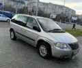 Сірий Крайслер Voyager, об'ємом двигуна 2.8 л та пробігом 250 тис. км за 3500 $, фото 1 на Automoto.ua
