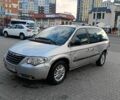 Сірий Крайслер Voyager, об'ємом двигуна 2.8 л та пробігом 250 тис. км за 3500 $, фото 6 на Automoto.ua
