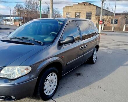 Серый Крайслер Вояджер, объемом двигателя 2.78 л и пробегом 320 тыс. км за 6000 $, фото 22 на Automoto.ua