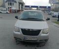 Сірий Крайслер Voyager, об'ємом двигуна 2.8 л та пробігом 250 тис. км за 3500 $, фото 1 на Automoto.ua