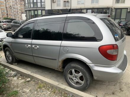 Крайслер Вояджер 2002 в Черновцах на Automoto.ua Серый Крайслер Вояджер, объемом двигателя 2.5 л и пробегом 300 тыс. км за 3000 $, фото 1 на Automoto.ua