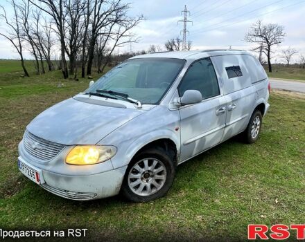 Серый Крайслер Вояджер, объемом двигателя 2.5 л и пробегом 30200 тыс. км за 1499 $, фото 1 на Automoto.ua