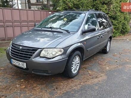 Сірий Крайслер Voyager, об'ємом двигуна 2.78 л та пробігом 280 тис. км за 4100 $, фото 1 на Automoto.ua