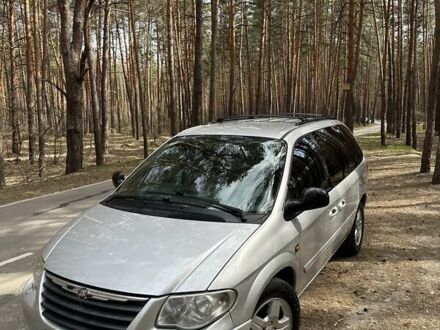 Крайслер Вояджер 2007 в Полтаве на Automoto.ua Серый Крайслер Вояджер, объемом двигателя 2.5 л и пробегом 319 тыс. км за 6600 $, фото 1 на Automoto.ua
