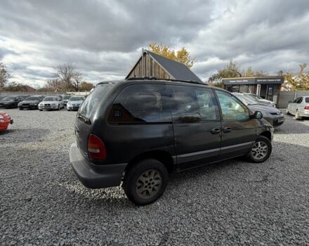 Крайслер Вояджер 2000 в Дергачах на Automoto.ua Синий Крайслер Вояджер, объемом двигателя 2.5 л и пробегом 200 тыс. км за 3000 $, фото 3 на Automoto.ua