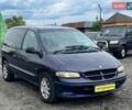 Синій Крайслер Voyager, об'ємом двигуна 2.5 л та пробігом 453 тис. км за 2990 $, фото 1 на Automoto.ua