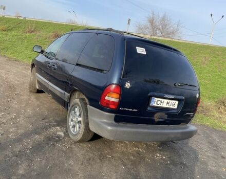 Синій Крайслер Voyager, об'ємом двигуна 0 л та пробігом 250 тис. км за 2714 $, фото 1 на Automoto.ua