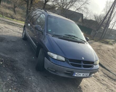 Синій Крайслер Voyager, об'ємом двигуна 0 л та пробігом 250 тис. км за 2714 $, фото 3 на Automoto.ua