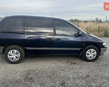 Крайслер Вояджер 2000 в Киеве на Automoto.ua Синий Крайслер Вояджер, объемом двигателя 2.5 л и пробегом 300 тыс. км за 2500 $, фото 5 на Automoto.ua