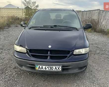 Крайслер Вояджер 2000 в Киеве на Automoto.ua Синий Крайслер Вояджер, объемом двигателя 2.5 л и пробегом 300 тыс. км за 2500 $, фото 3 на Automoto.ua