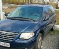 Синий Крайслер Вояджер, объемом двигателя 2.78 л и пробегом 290 тыс. км за 3000 $, фото 1 на Automoto.ua