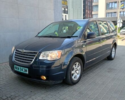 Синий Крайслер Вояджер, объемом двигателя 2.8 л и пробегом 220 тыс. км за 2865 $, фото 2 на Automoto.ua