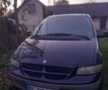 Синій Крайслер Voyager, об'ємом двигуна 2 л та пробігом 265 тис. км за 2923 $, фото 1 на Automoto.ua