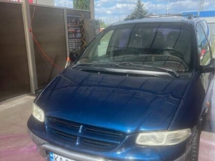 Синій Крайслер Voyager, об'ємом двигуна 2.5 л та пробігом 3 тис. км за 1500 $, фото 1 на Automoto.ua