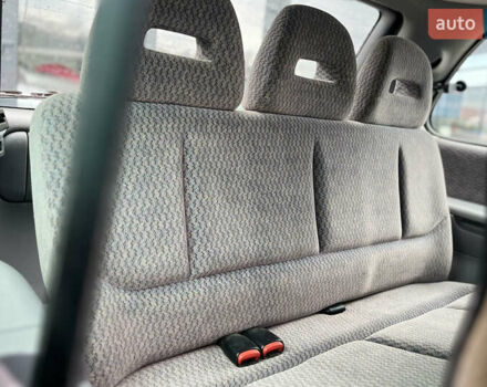 Крайслер Voyager 1999 у Мукачеве на Automoto.ua Зелений Крайслер Voyager, об'ємом двигуна 2.5 л та пробігом 158 тис. км за 5300 $, фото 9 на Automoto.ua