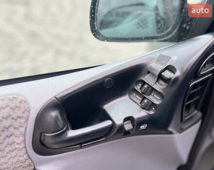 Крайслер Voyager 1999 у Мукачеве на Automoto.ua Зелений Крайслер Voyager, об'ємом двигуна 2.5 л та пробігом 158 тис. км за 5300 $, фото 12 на Automoto.ua