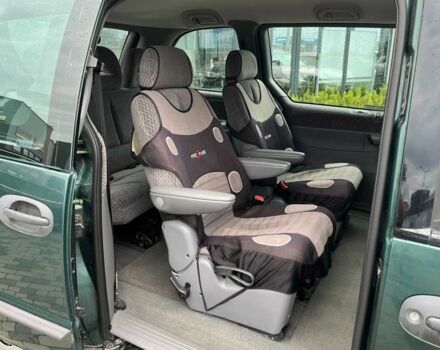 Зеленый Крайслер Вояджер, объемом двигателя 2.5 л и пробегом 158 тыс. км за 5300 $, фото 8 на Automoto.ua