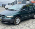 Крайслер Voyager 1999 у Мукачеве на Automoto.ua Зелений Крайслер Voyager, об'ємом двигуна 2.5 л та пробігом 158 тис. км за 5300 $, фото 2 на Automoto.ua