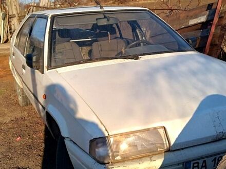 Ситроен БХ 1985 в Новоукраинке на Automoto.ua Белый Ситроен БХ, объемом двигателя 15 л и пробегом 1000 тыс. км за 300 $, фото 1 на Automoto.ua