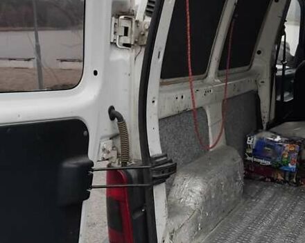 Белый Ситроен Берлинго, объемом двигателя 1.91 л и пробегом 350 тыс. км за 1650 $, фото 13 на Automoto.ua