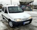 Белый Ситроен Берлинго, объемом двигателя 1.9 л и пробегом 312 тыс. км за 2050 $, фото 1 на Automoto.ua