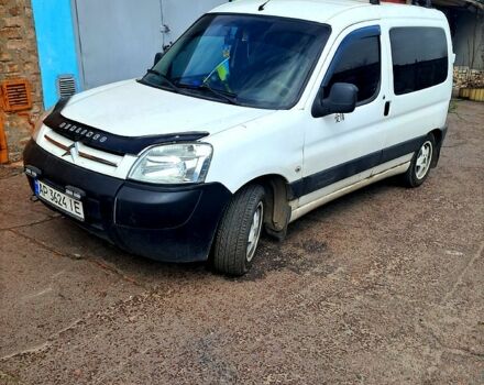 Белый Ситроен Берлинго, объемом двигателя 1.9 л и пробегом 442 тыс. км за 3500 $, фото 1 на Automoto.ua