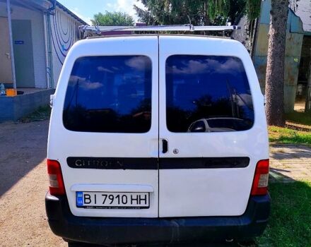 Белый Ситроен Берлинго, объемом двигателя 1.4 л и пробегом 279 тыс. км за 3200 $, фото 5 на Automoto.ua