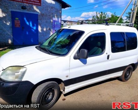 Белый Ситроен Берлинго, объемом двигателя 1.4 л и пробегом 279 тыс. км за 3200 $, фото 6 на Automoto.ua