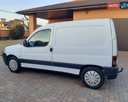 Белый Ситроен Берлинго, объемом двигателя 1.9 л и пробегом 210 тыс. км за 3000 $, фото 1 на Automoto.ua