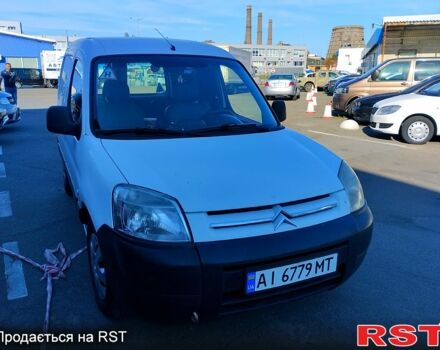 Белый Ситроен Берлинго, объемом двигателя 1.6 л и пробегом 238 тыс. км за 3200 $, фото 1 на Automoto.ua