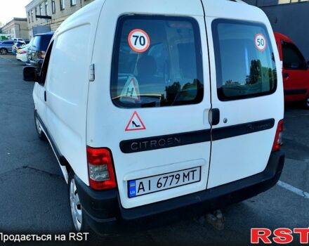 Белый Ситроен Берлинго, объемом двигателя 1.6 л и пробегом 238 тыс. км за 3200 $, фото 3 на Automoto.ua