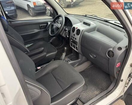 Белый Ситроен Берлинго, объемом двигателя 1.9 л и пробегом 310 тыс. км за 3850 $, фото 3 на Automoto.ua