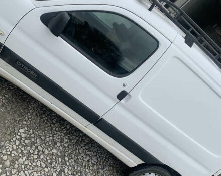 Білий Сітроен Берлінго, об'ємом двигуна 1.9 л та пробігом 300 тис. км за 2750 $, фото 1 на Automoto.ua