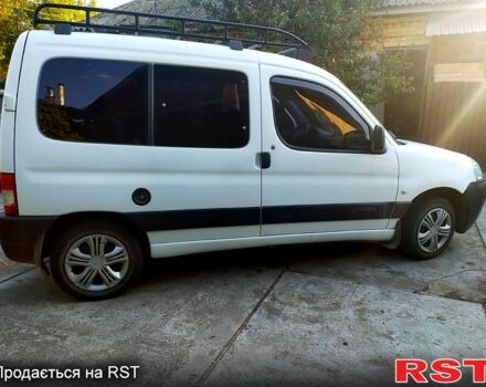 Білий Сітроен Берлінго, об'ємом двигуна 1.4 л та пробігом 205 тис. км за 3500 $, фото 2 на Automoto.ua