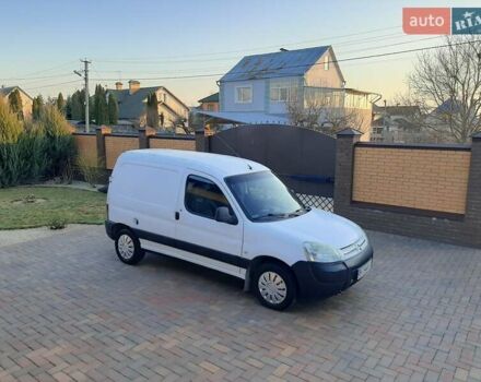 Белый Ситроен Берлинго, объемом двигателя 1.9 л и пробегом 210 тыс. км за 3000 $, фото 4 на Automoto.ua