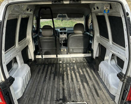 Белый Ситроен Берлинго, объемом двигателя 1.9 л и пробегом 412 тыс. км за 3800 $, фото 13 на Automoto.ua