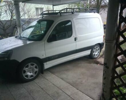 Білий Сітроен Берлінго, об'ємом двигуна 1.36 л та пробігом 240 тис. км за 3500 $, фото 1 на Automoto.ua