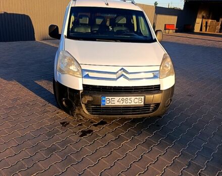 Белый Ситроен Берлинго, объемом двигателя 1.6 л и пробегом 394 тыс. км за 5300 $, фото 7 на Automoto.ua