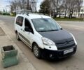 Белый Ситроен Берлинго, объемом двигателя 1.6 л и пробегом 310 тыс. км за 5499 $, фото 1 на Automoto.ua