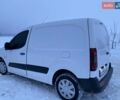 Белый Ситроен Берлинго, объемом двигателя 1.56 л и пробегом 383 тыс. км за 4500 $, фото 7 на Automoto.ua