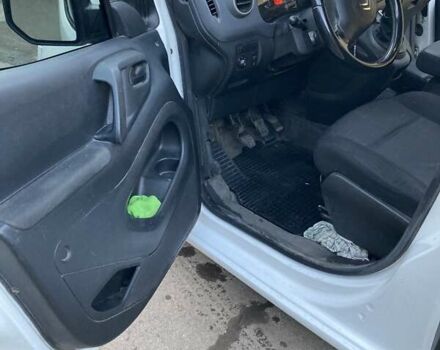 Білий Сітроен Берлінго, об'ємом двигуна 1.56 л та пробігом 202 тис. км за 5700 $, фото 10 на Automoto.ua