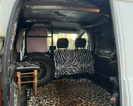 Белый Ситроен Берлинго, объемом двигателя 1.56 л и пробегом 300 тыс. км за 3999 $, фото 11 на Automoto.ua