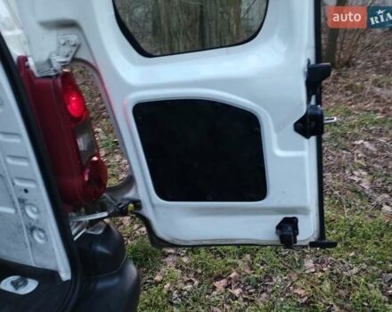 Білий Сітроен Берлінго, об'ємом двигуна 1.6 л та пробігом 313 тис. км за 5900 $, фото 76 на Automoto.ua