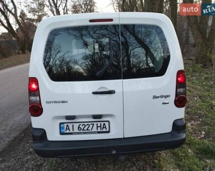 Білий Сітроен Берлінго, об'ємом двигуна 1.6 л та пробігом 313 тис. км за 5900 $, фото 36 на Automoto.ua