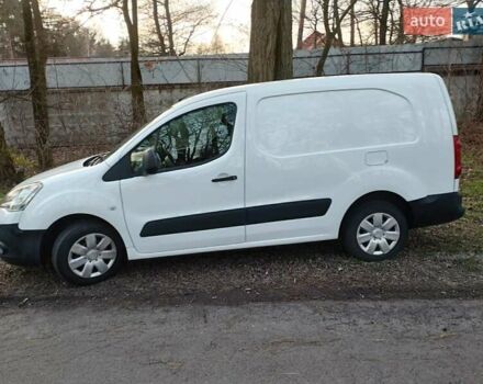 Білий Сітроен Берлінго, об'ємом двигуна 1.6 л та пробігом 313 тис. км за 5900 $, фото 47 на Automoto.ua