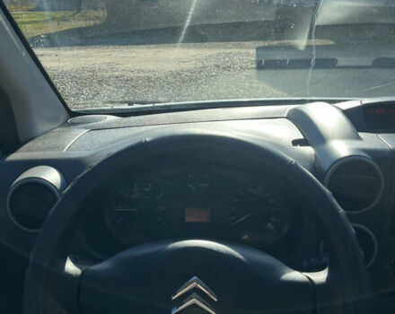 Білий Сітроен Берлінго, об'ємом двигуна 1.56 л та пробігом 333 тис. км за 4500 $, фото 8 на Automoto.ua