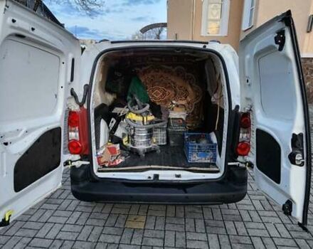 Белый Ситроен Берлинго, объемом двигателя 1.56 л и пробегом 267 тыс. км за 5750 $, фото 10 на Automoto.ua