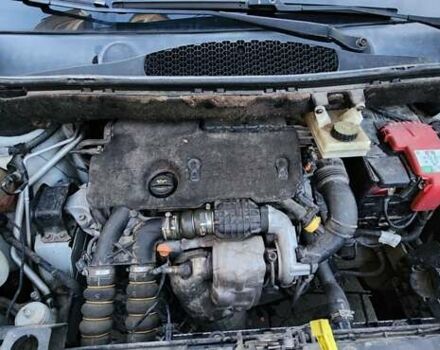 Белый Ситроен Берлинго, объемом двигателя 1.56 л и пробегом 267 тыс. км за 5750 $, фото 11 на Automoto.ua